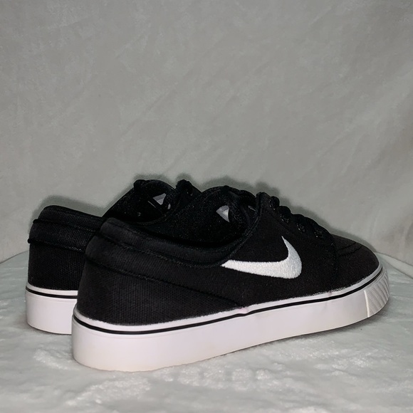 Nike SB Stefan Janoski Canvas Black/White womens size 7.5 men's size 6/euro 38.5 - Picture 5 of 8